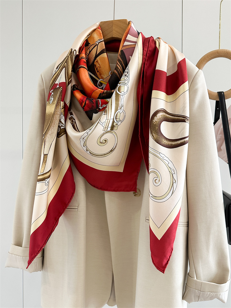 Horse Silk Scarf Luxury Design - Travel Hair Accessories recension och pris
