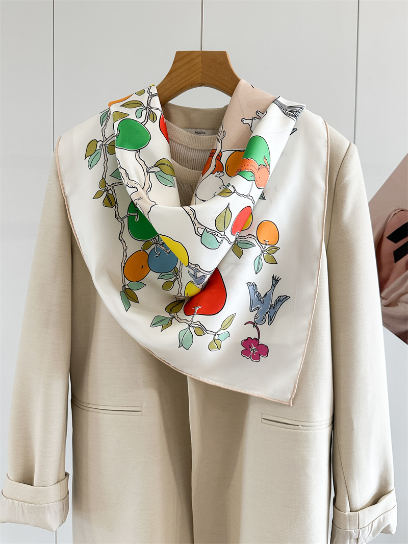 AB Faced Print Silk Scarf 18MM - Travel Hair Accessories recension och pris